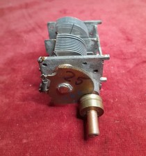 CONDENSATORE VARIABILE A  4