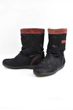 Women's technical real black