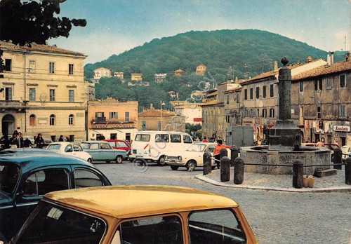 Cartolina allumiere piazza - cartolina,