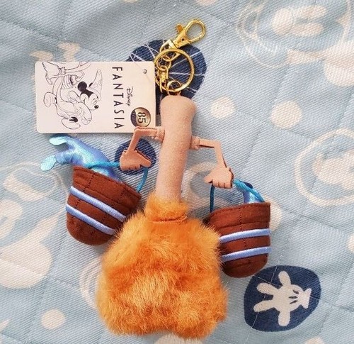 Disney store scopa magica