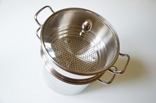 Lagostina. Pentola d'acciaio inox con cestello scolapasta e coperchio in vetro