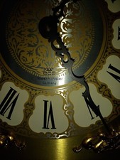 orologio a pendolo a colonna