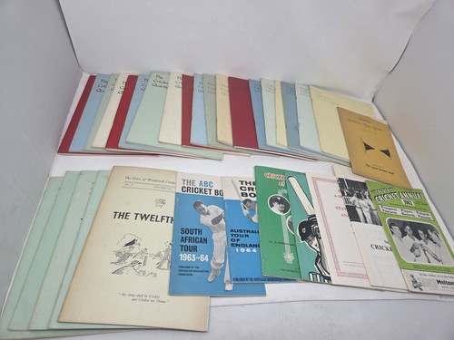 Cricket magazines booklets - 32, magazines/booklets