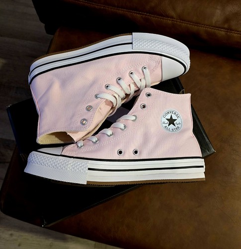 Sneaker nuove con scatola