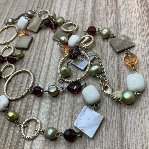 Collana con perle - e, pietre