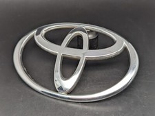 TOYOTA 110MM LOGO SIGLA EMBLEMA FREGIO STEMMA SCRITTA TARGHETTA BADGE TARGA NOME