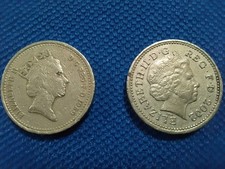Elizabeth one pound - _, _