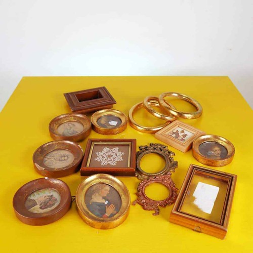 Lotto piccole cornici - di, 15
