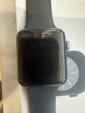 Apple Watch Series 3 42mm Cassa Alluminio Grigio Siderale, Cinturino Silicone.