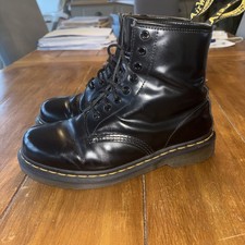 Stivali Dr Martens Airwair 8