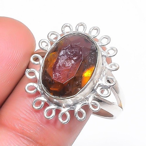 Anello pietra preziosa - , forma
