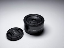 Canon EF-M 22mm f/2.0 EOS M