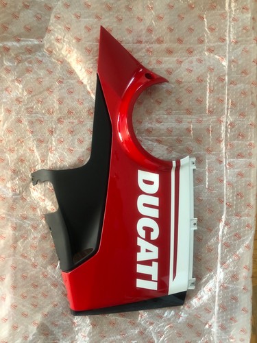 Carena destra ducati panigale - carena,