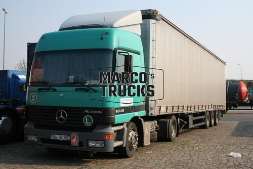 Foto camion mercedes benz - foto, mercedes-benz