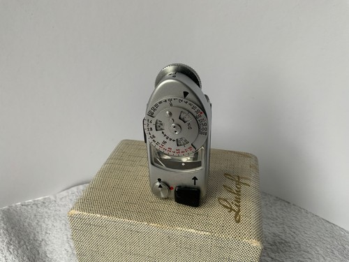 Leica meter - leica, mr