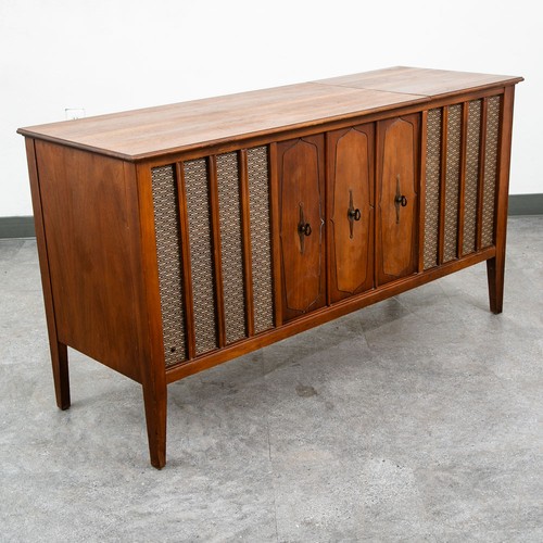 Console stereo moderna metà
