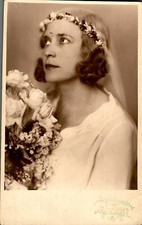 Cartolina - Donna in abito da sposa con bouquet - Weitzmann - Vienna - FP - NV