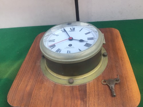 Antico orologio vintage anni