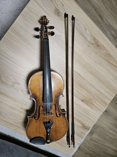 Vecchio violino con - vecchio,