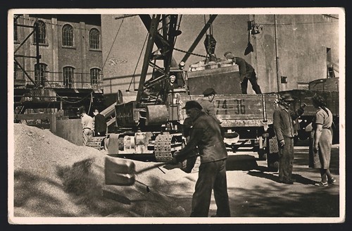 Fotografia cantiere con gru