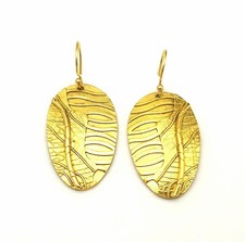 Orecchino artigianale in