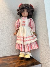 Bambola da collezione in