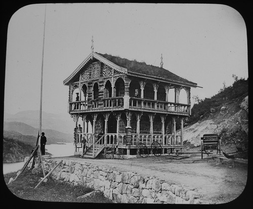 Old house botten - house,