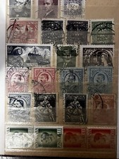 Collezione/accumulo Di Francobolli Mondiali Antichi (primi Del Novecento - 1945)