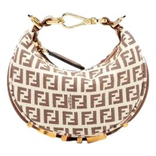 Nuova mini pochette Fendi
