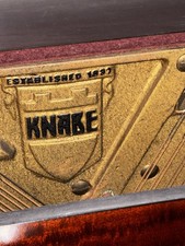 PIANOFORTE VERTICALE WM. BANCA