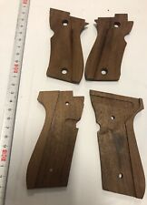 4 GUANCETTE IN LEGNO PER 2 PISTOLE BERETTA  92S o SB E ALTRO TIPO  MA BEN TENUTE