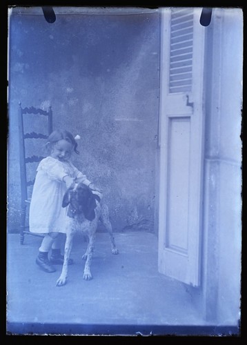 Francia bambino con cane c1930 - con,