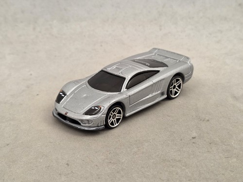 Hot wheels saleen 2002 - hot,
