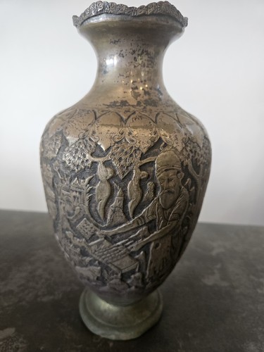 Antico vaso ottone lega - in,