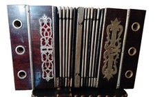 Bandoneon Ernst Bässler, Grünberg - 38 alti, 33 bassi (vedi foto schema)