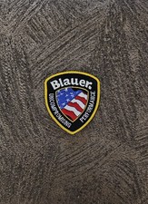 TOPPA PATCH Replica Blauer 8X6.5CM Ricamata Termoadesiva o da Cucire 
