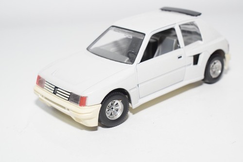 B98 bburago burago - 1:25, 0106