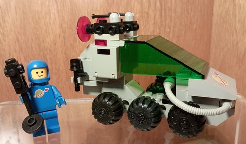 Lego space classic - space,