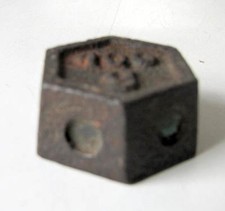 VECCHIO PESO IN FERRO PER BILANCIA 100GR