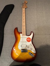 FENDER Squier Affinity Stratocaster HSS MN Sienna Sunburst Usata pochissimo