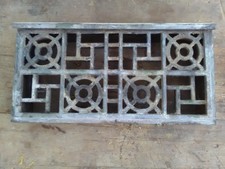 Antica griglia in ghisa per