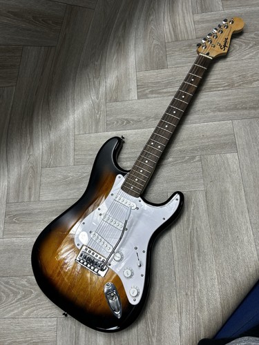 Squier affinity stratocaster - squier,