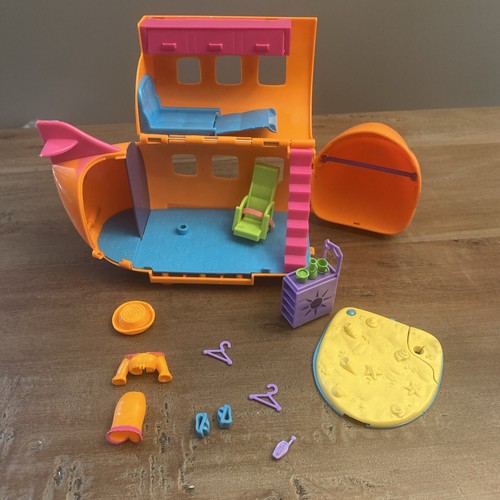 Polly pocket groovy - polly, getaway