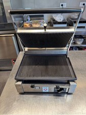 Piastra professionale ghisa e acc. inox  marca Italservice modello Vesuvio 