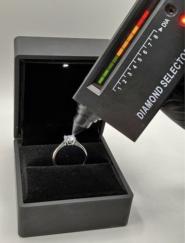 Moissanite ring ct - moissanite,