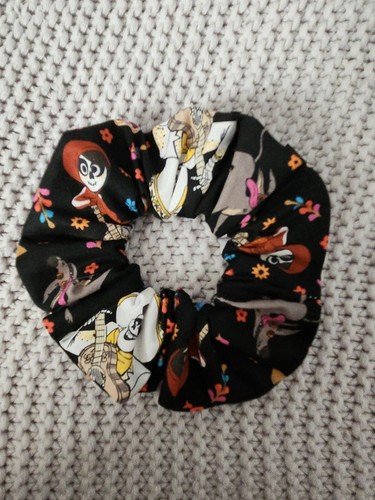 Scrunchie per capelli fatto - , a