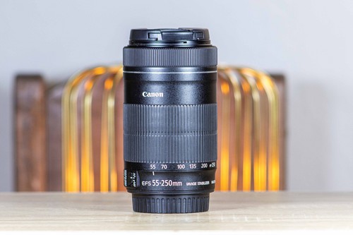 Canon 250mm 5 6 - 55-250mm, f4-5.6