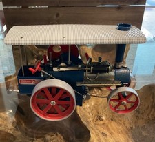 Trattore a vapore vintage