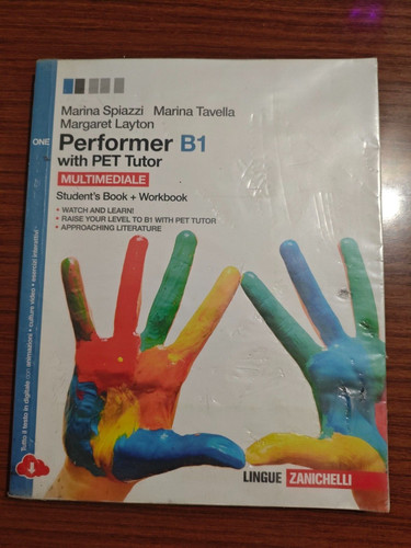 Inglese performer with - performer, pet