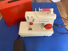 SINGER macchina da cucire